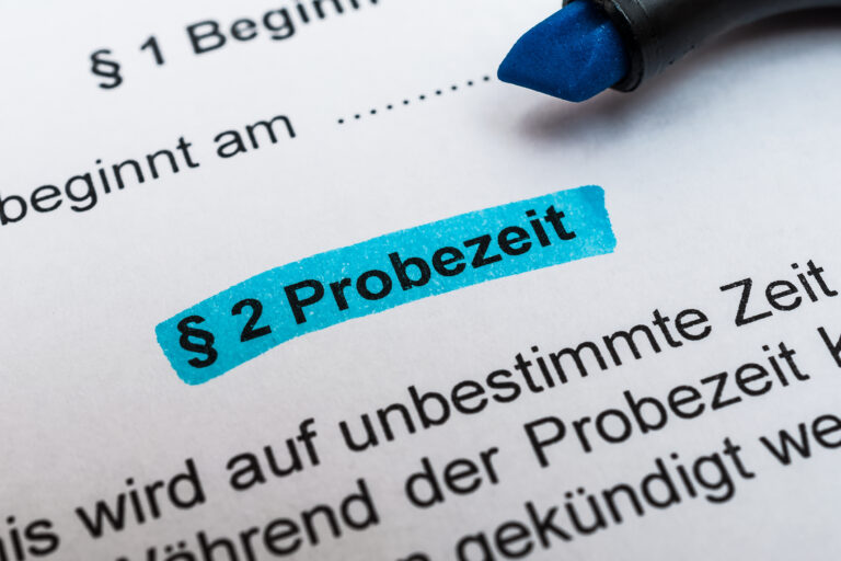 Paragraph Probezeit-AdobeStock_310218181-Mobile